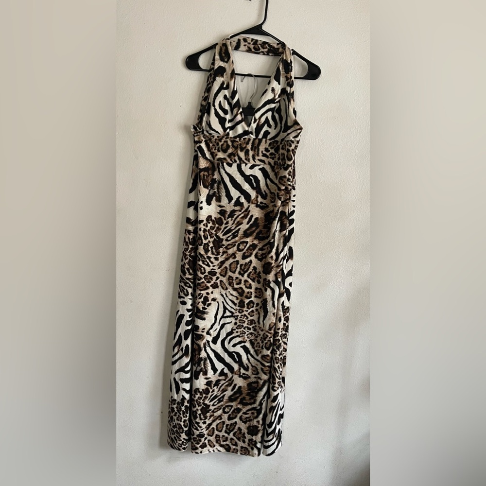 Elegant Leopard Print Halter Maxi Dress